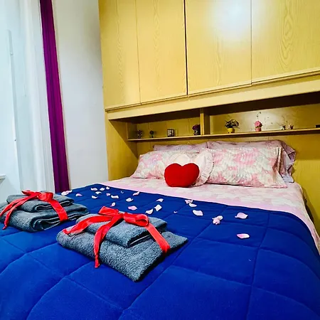 Monolocale San Giovanni Apartman *